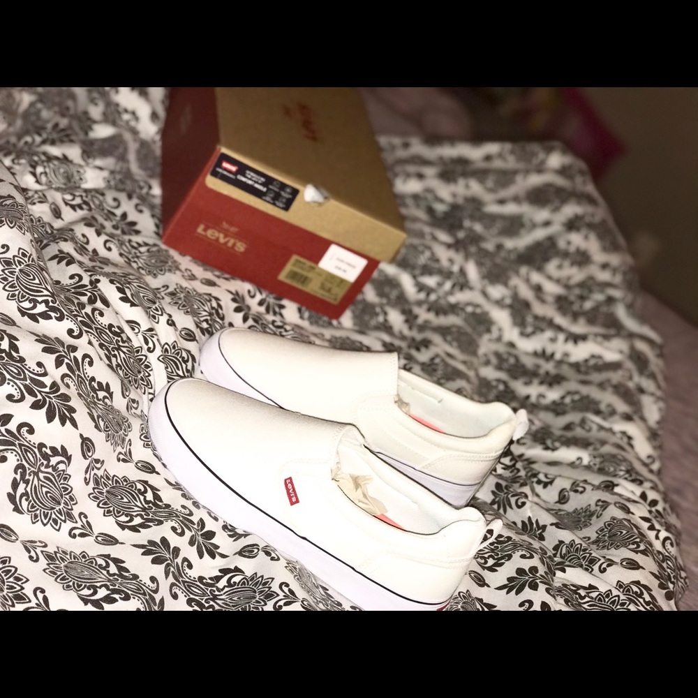 Women’s Levi Naya Slip On Canvas Sneaker
